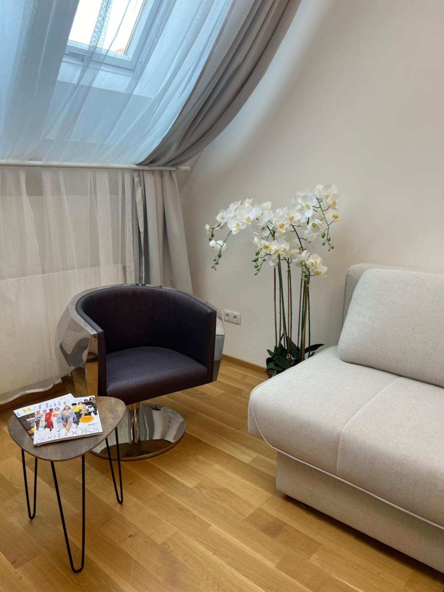 "Home-Suite-Home" Im Historischen Zentrum Von Hartberg Esterno foto